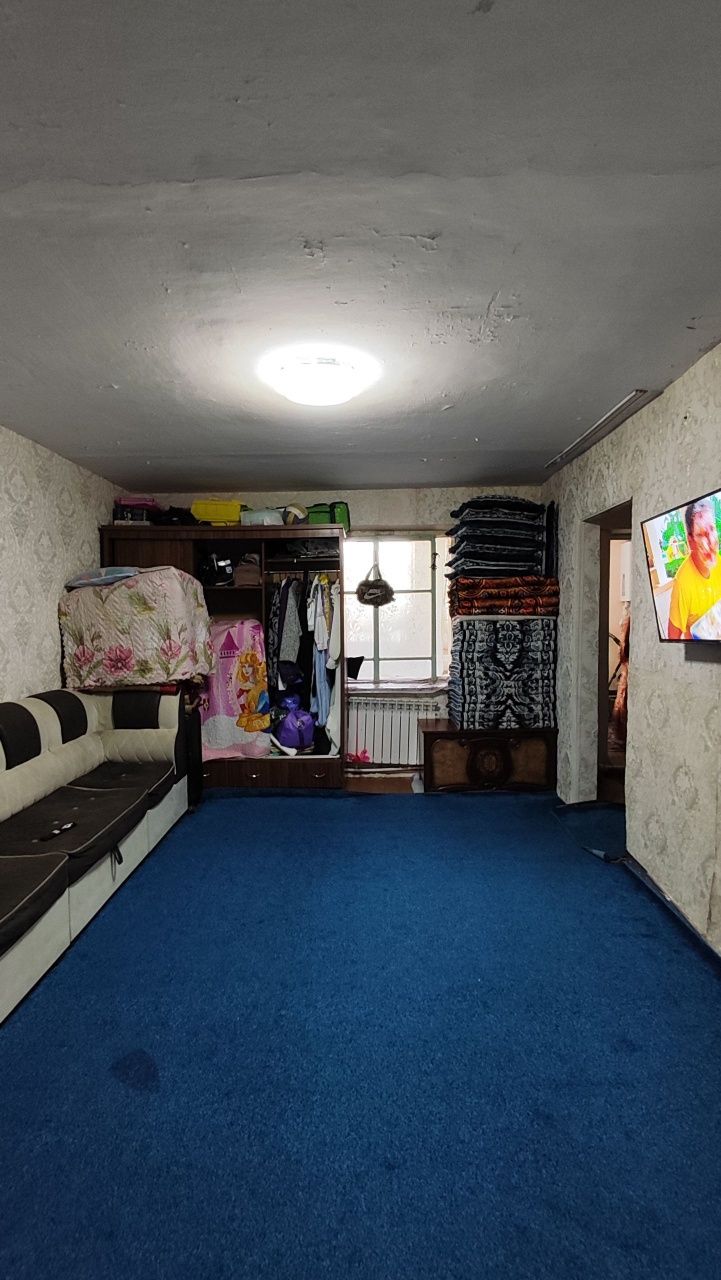 Продаётся М.Улугбекский район 2х ком/1/2. Цена 53000 у.е