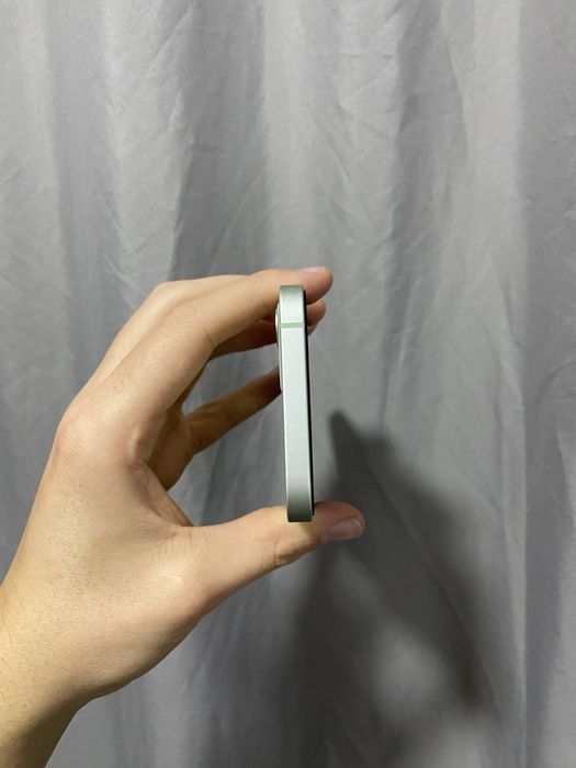 iPhone 12 64GB • Turcoaz • Baterie 89% • Neverlocked