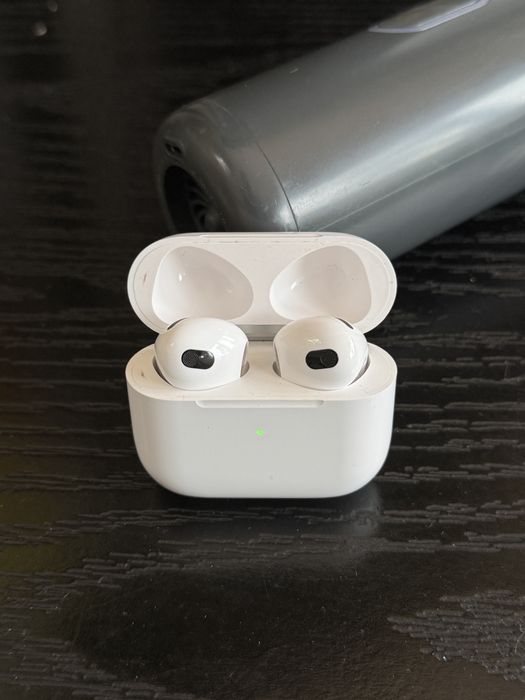 Casti Apple Airpods gen 3