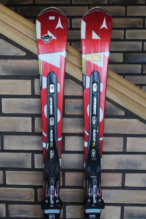 Schiuri Atomic Race SL 155cm cod:006
