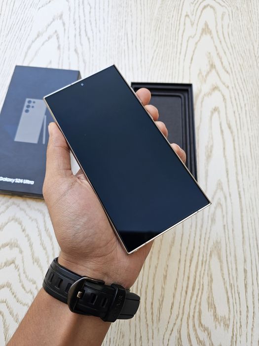 Samsung Galaxy S24 Ultra DUAL. Joyi 12/256 GB. Imeka o'tkan. Vietnam