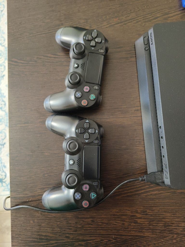 Ps 4 slim 1 trb Б/у
