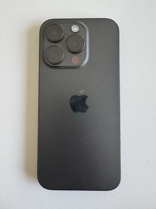 iPhone 15 pro 256gb 86% емкость