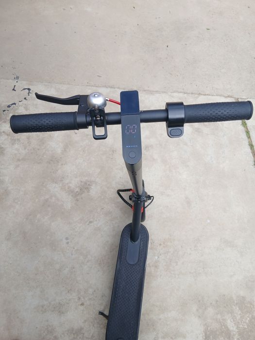 Vând trotinetă electrică JRH.