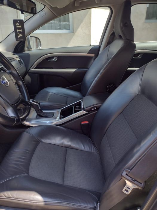 Volvo v70, diesel 1,6 , an 2014