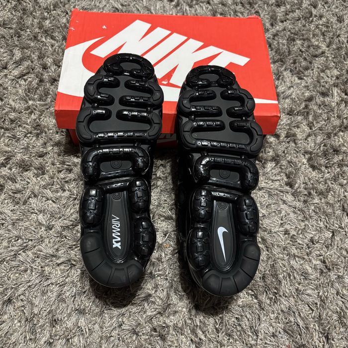 Nike VaporMax Plus 44