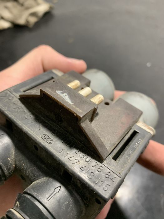 Pompa recirculare apa Mercedes E-Class W210 2.2 CDI 0018307884