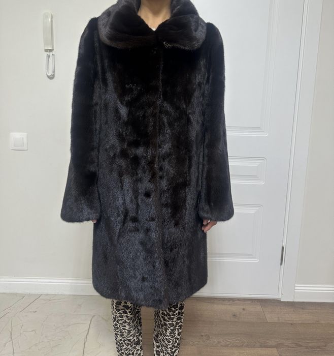 Продам норковую шубу