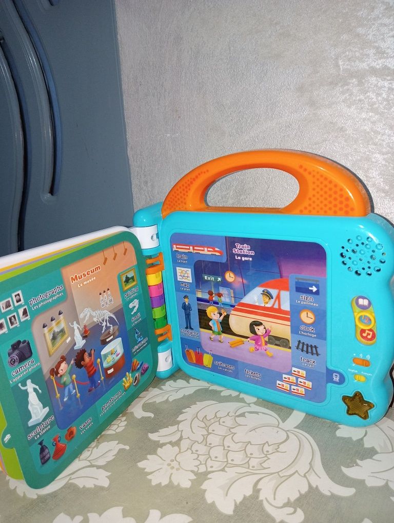 Leapfrog carte interactivă cu 100 de cuvinte interesante loc de joacă