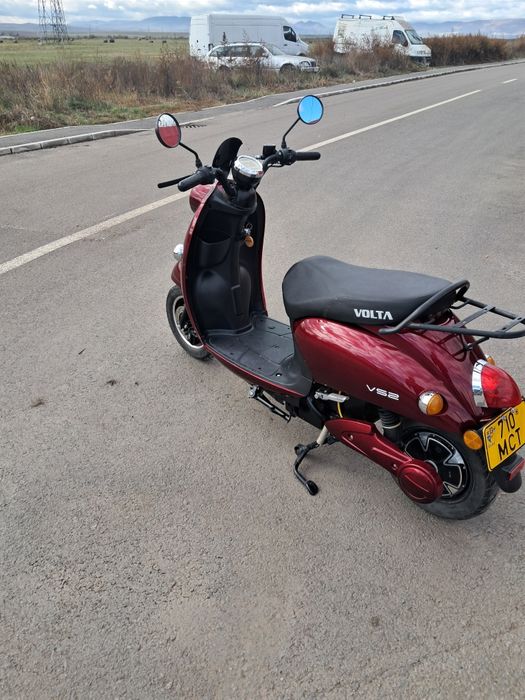 Vând scuter electric