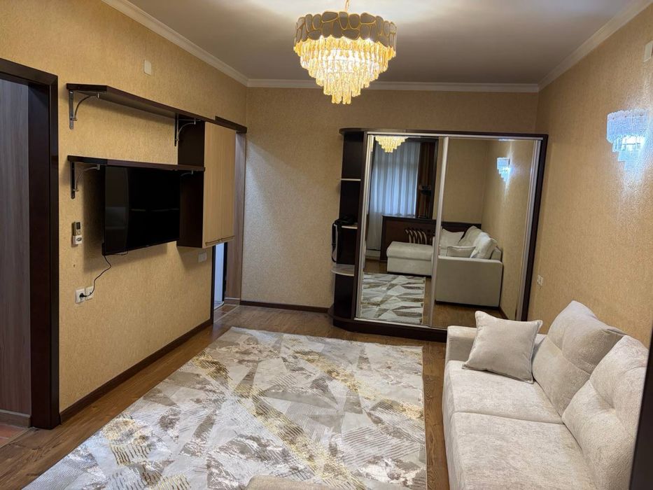 Пролается однокомнатная квартира на Чилонзаре Ц квартал. 1/4/5