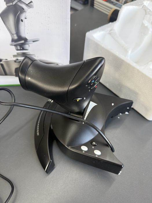 Manet de zbor Thrustmaster T.Flight Hotas One