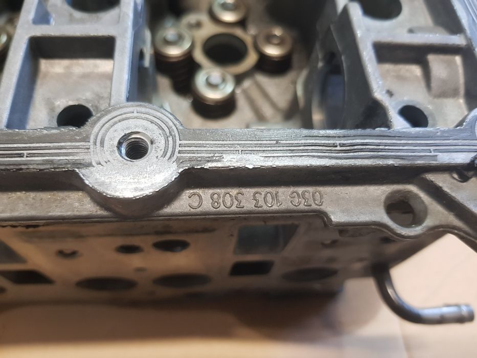 Глава за 2.0 TDI 16-клапана Помпа Дюза  2.0ТДИ Audi Vw Seat Skoda