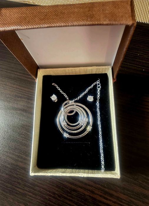 Дамски комплект - имитационна бижутерия