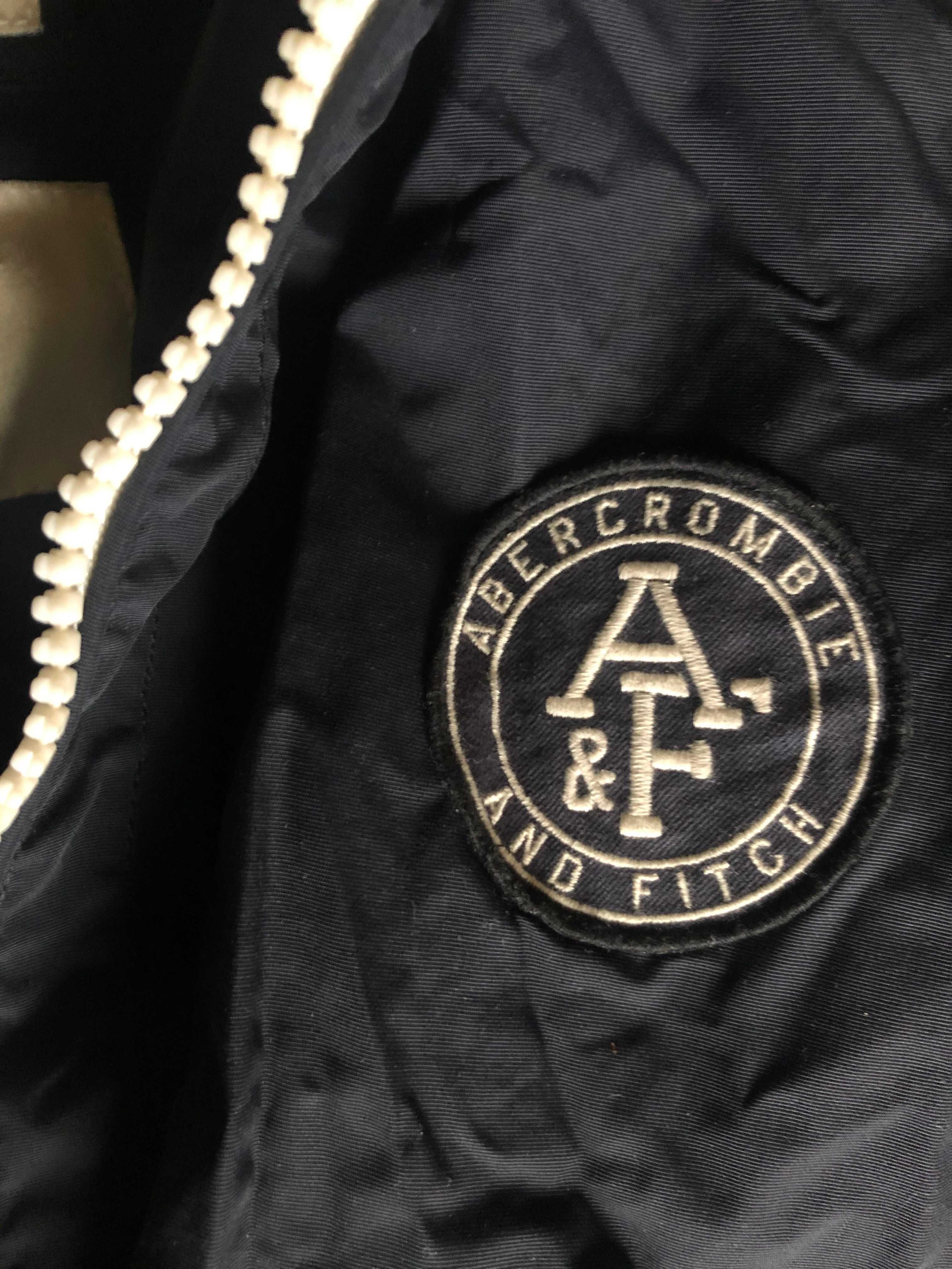 Аbercrombie & Fitch Navy Rain Hoodie Size M