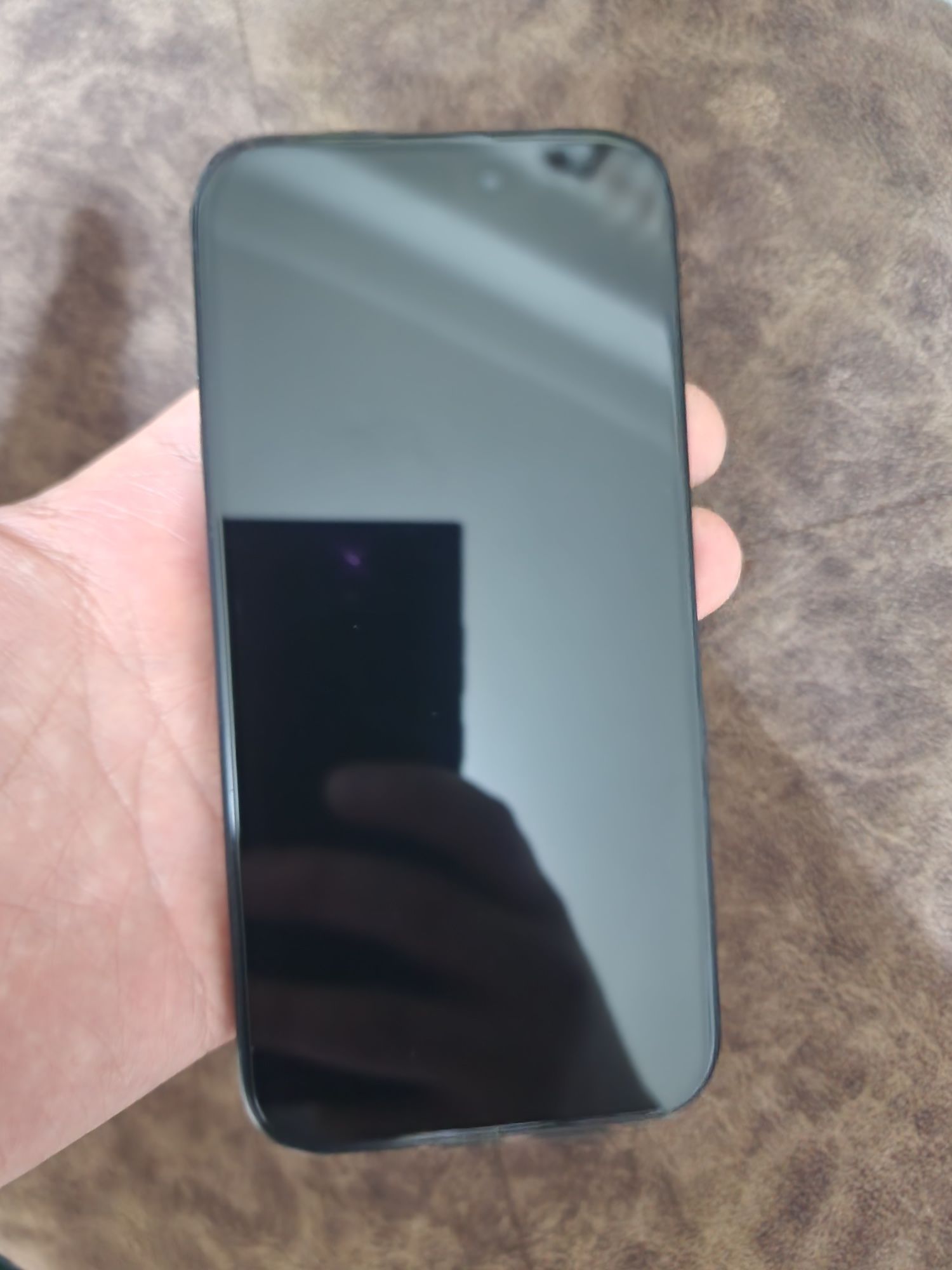 Продам iphone 15 pro