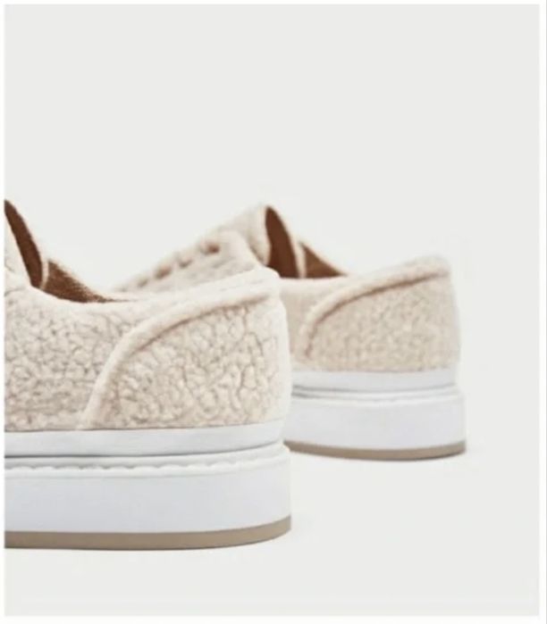 ZARA кроссовки - тедди женские