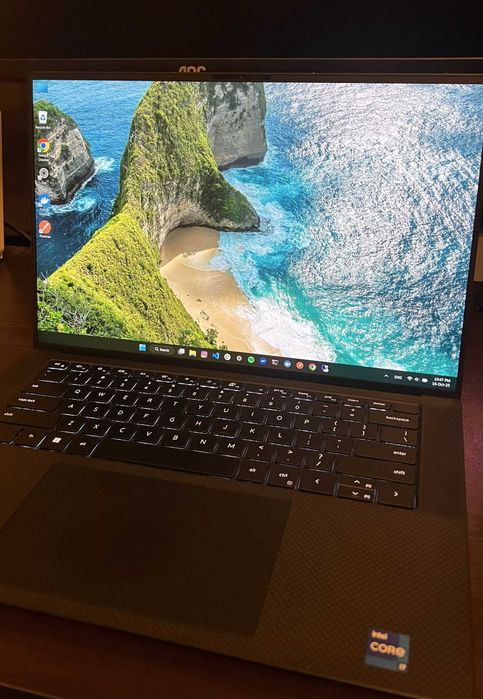 Dell XPS 15 9530 - Intel i7-13620H, 16GB RAM, Arc A370M, Нова батерия