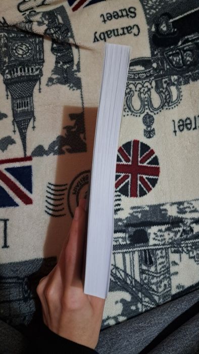 "Afganistan învinsul neînvins" de Natalie Amiri