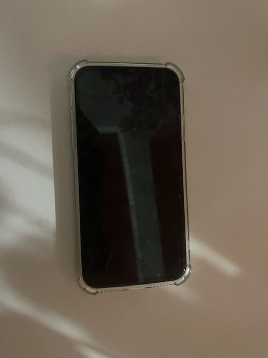 Айфон 11 сатылады