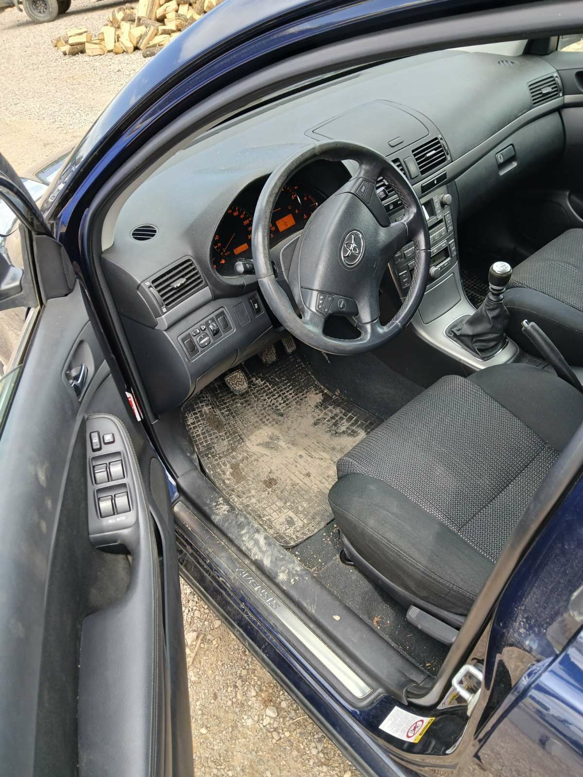 Toyota  Avensis 2.0 D-4D на части