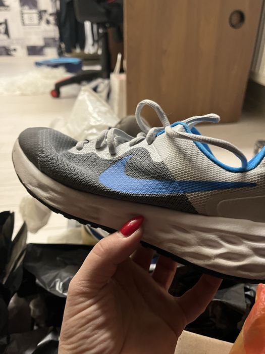 Маратонки подходящи за зала