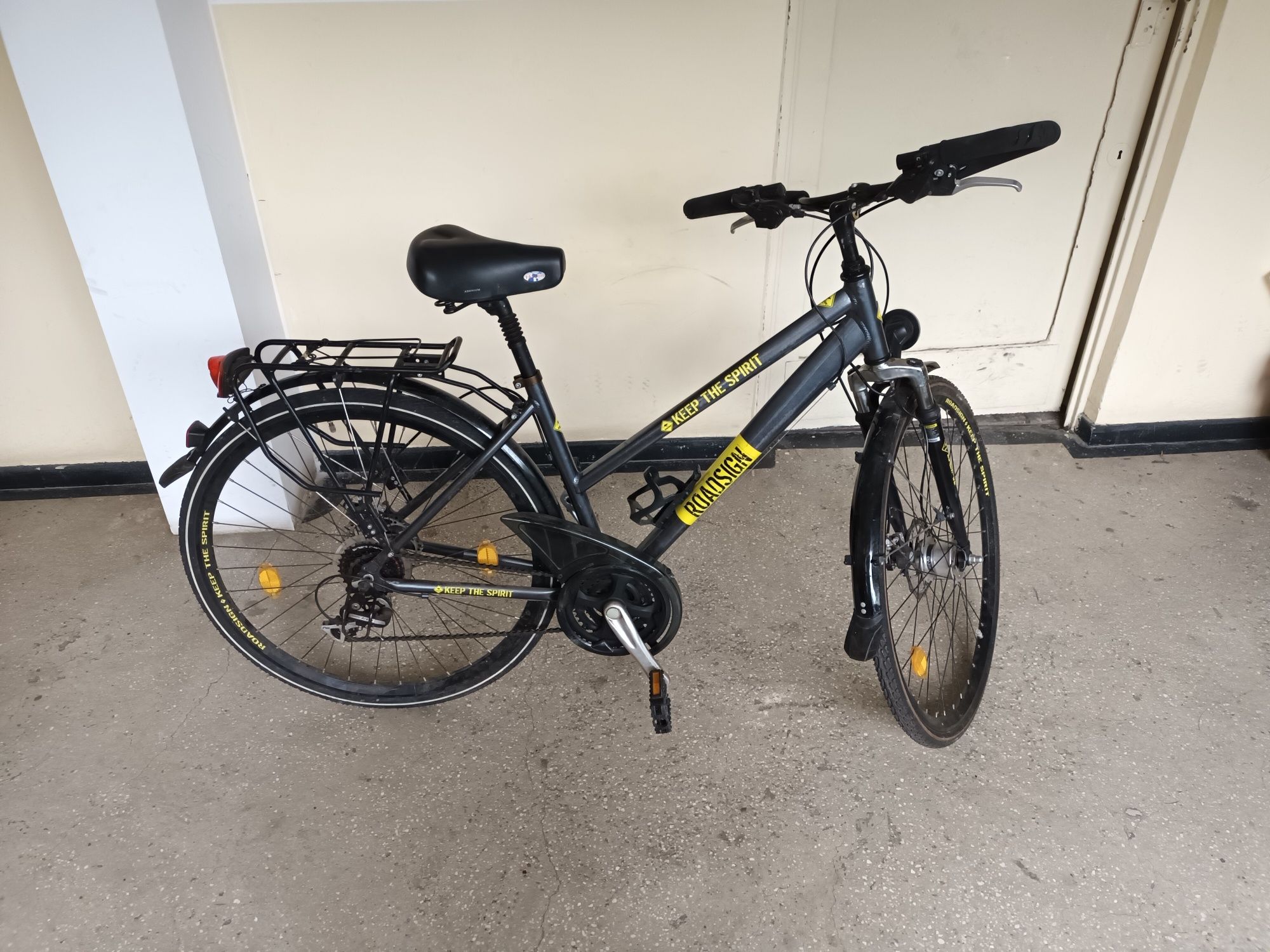 3 biciclete de vânzare 28 26 și 20 inch