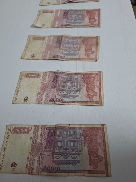 5 bancnote 10.000 lei din anul 1994 luna februarie .