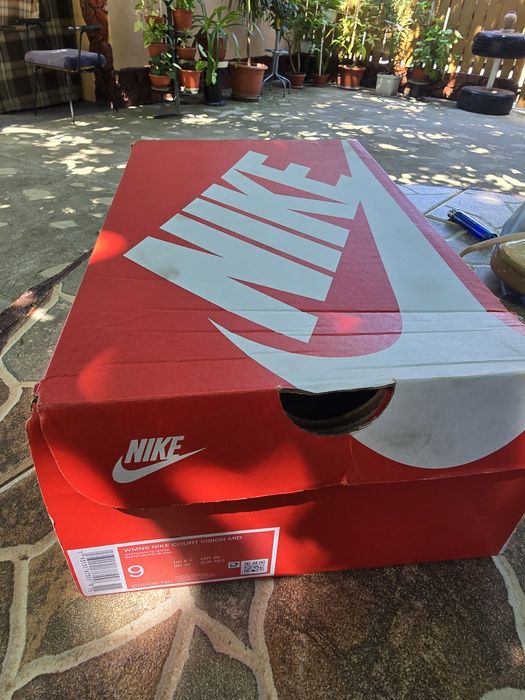 Nike court vision mid