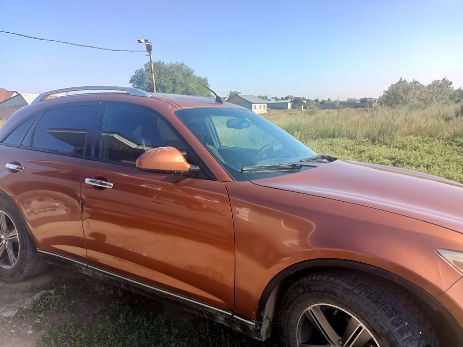 Продам машину Инфинити