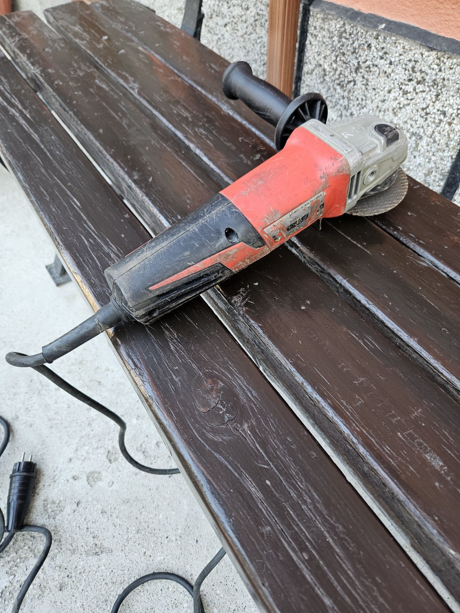 Milwaukee - Dewalt