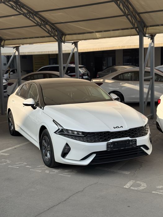 Kia k5 2023 sotiladi
