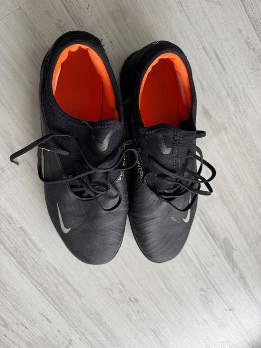 Nik phantom pro ghete fotbal