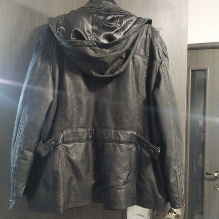 Jacheta/ geaca/ parka cu glugă, fantástica din piele de miel. 3XL