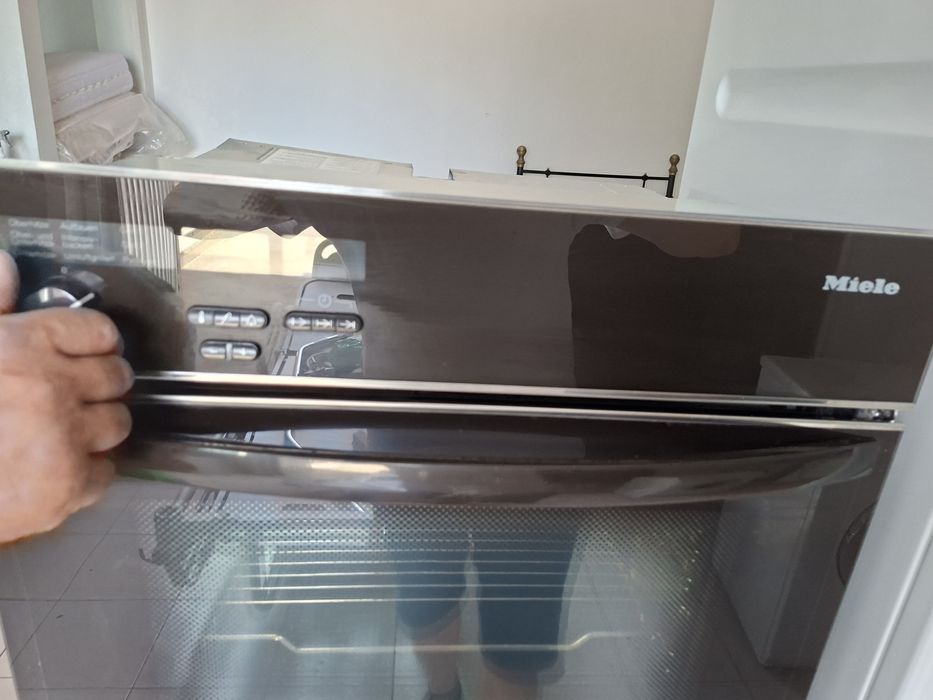 Vand cuptor electric MIELE, import Germania