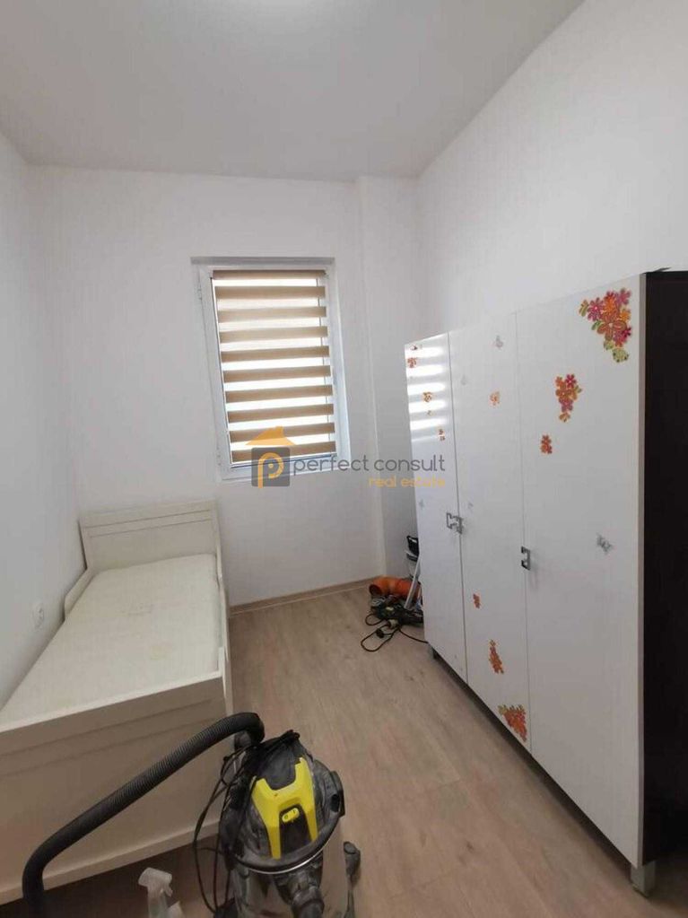 Дава се под наем Многостаен апартамент в Пловдив, Тракия - 70 кв.м за 450 € - Снимка #8