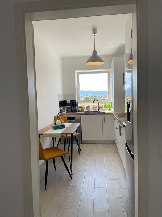 Apartament 2 camere, balcon, boxa si parcare