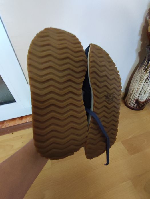 Маратонки New balance eur 35.5 обувани малко