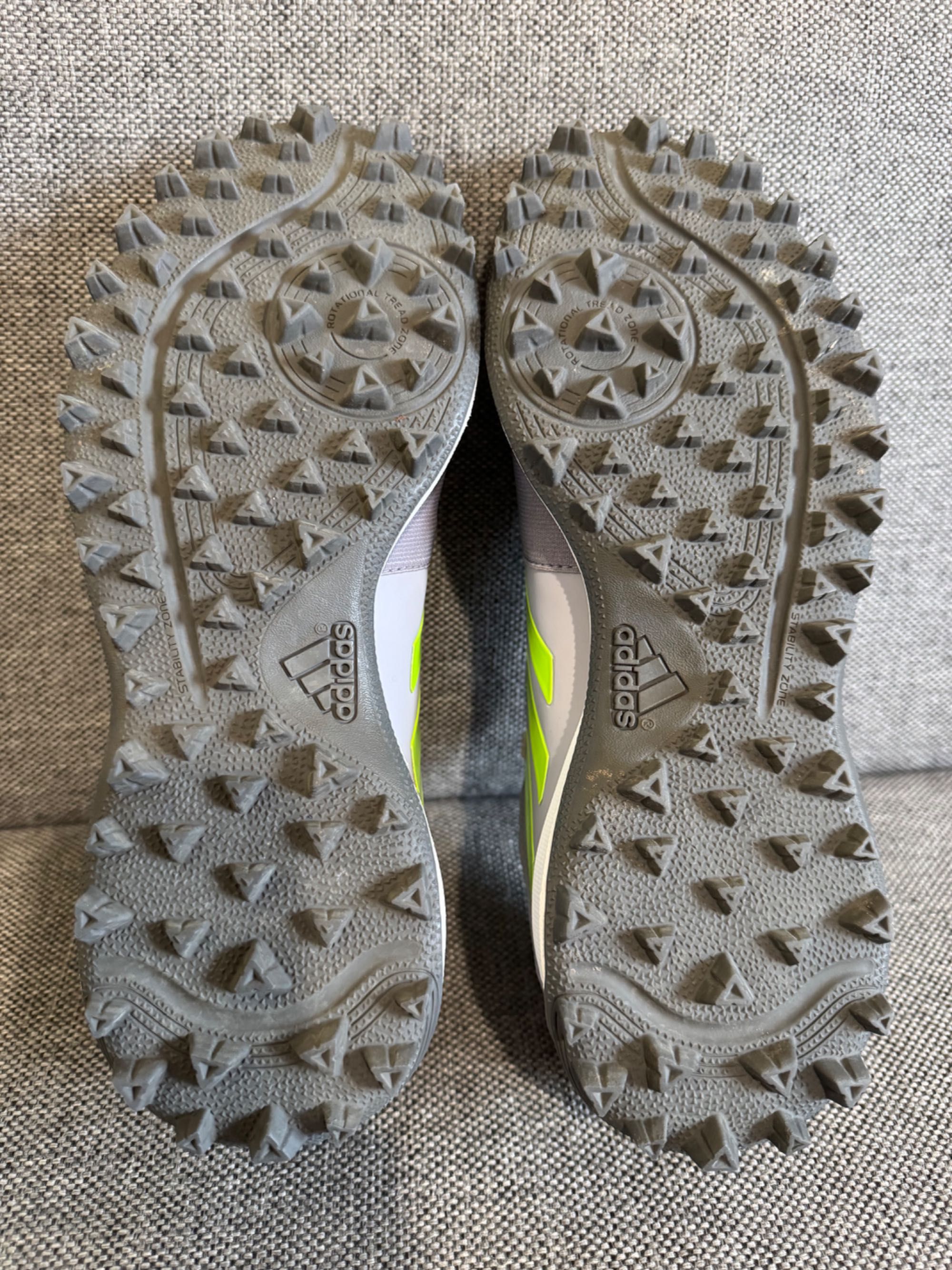 Adidas Divox 1.9S.