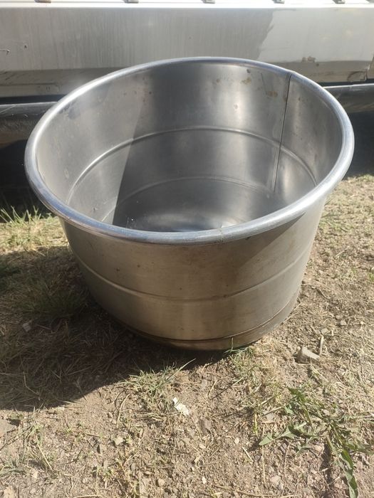 Продам ёмкость из нержавейки 3 шт!