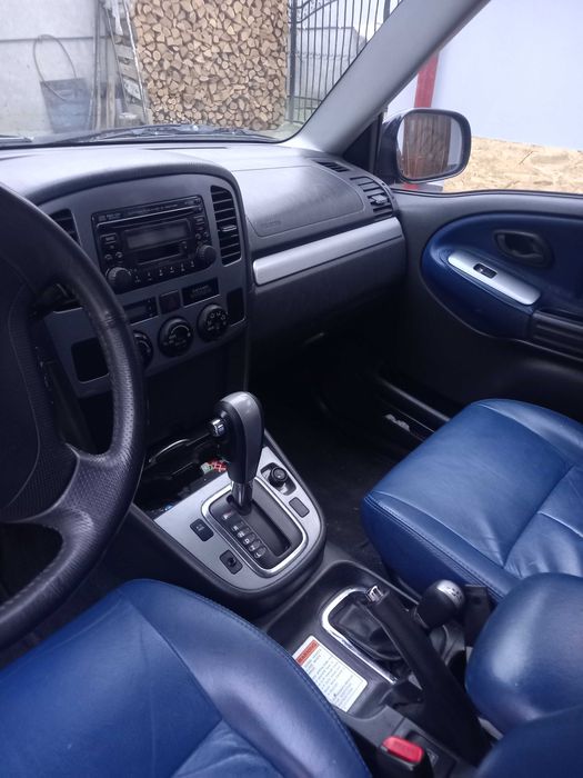 Suzuki grand vitara 2.0 benzin din 2004