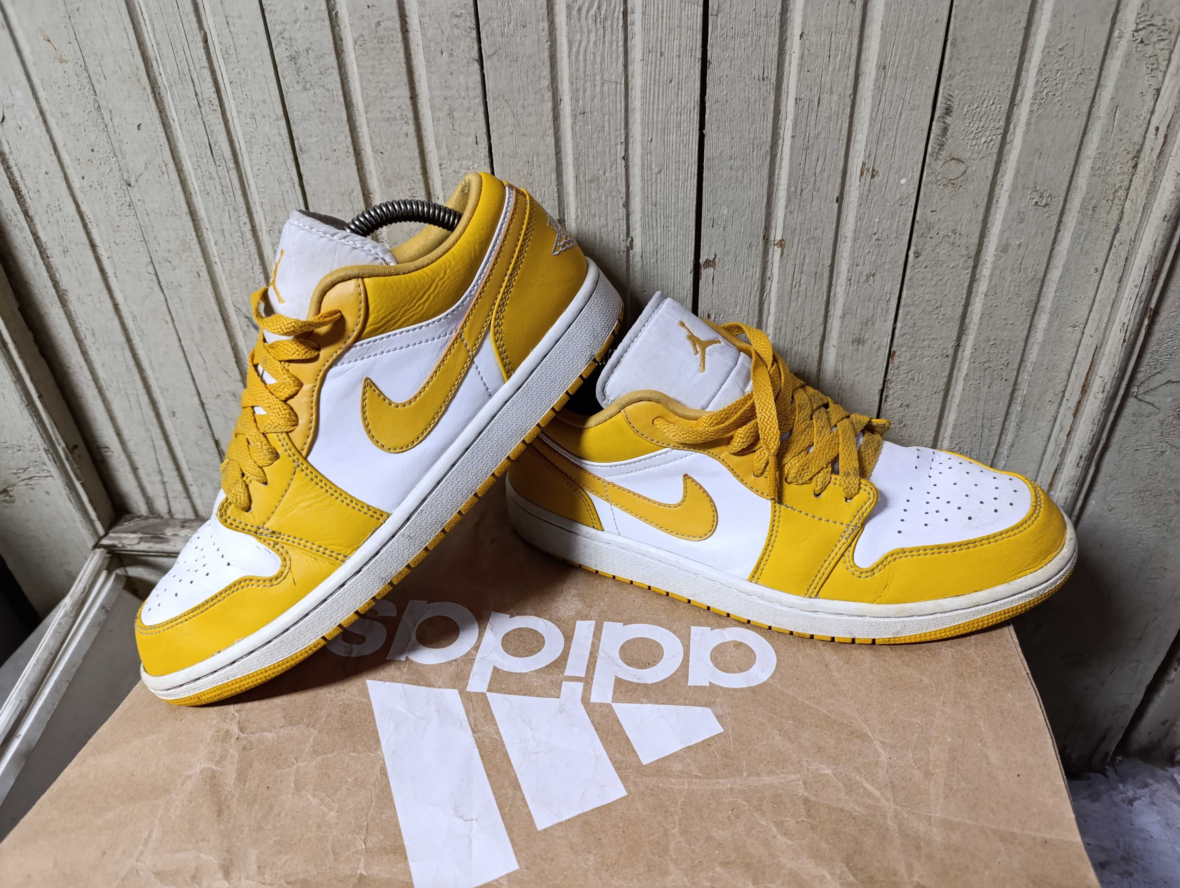 ''Nike Air Jordan 1 Retro Low Pollen''оригинални маратонки 43 номер