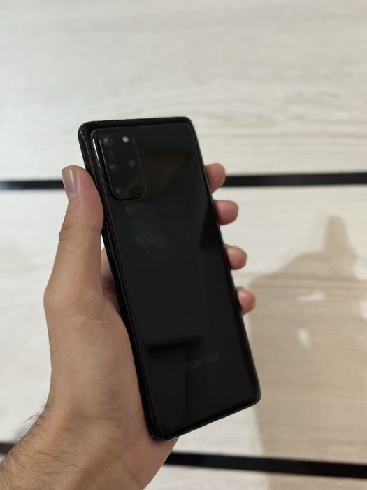 Samsung Galaxy S20 Plus