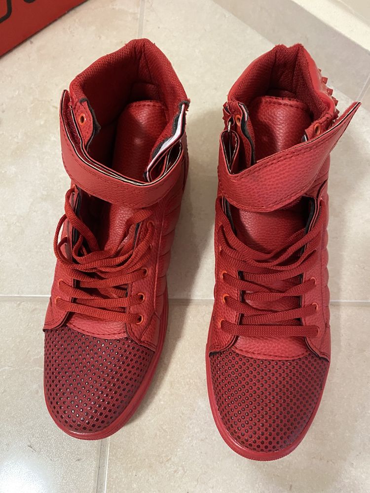 Мъжки червени кецове/ обувки