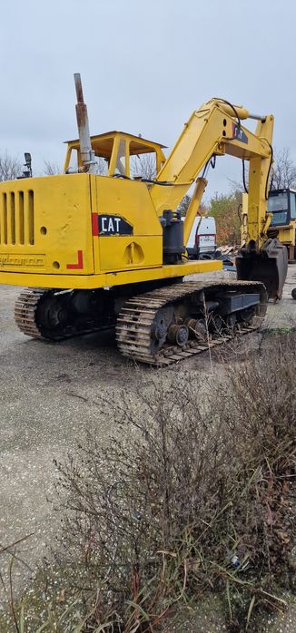 Vind excavator Caterpillar