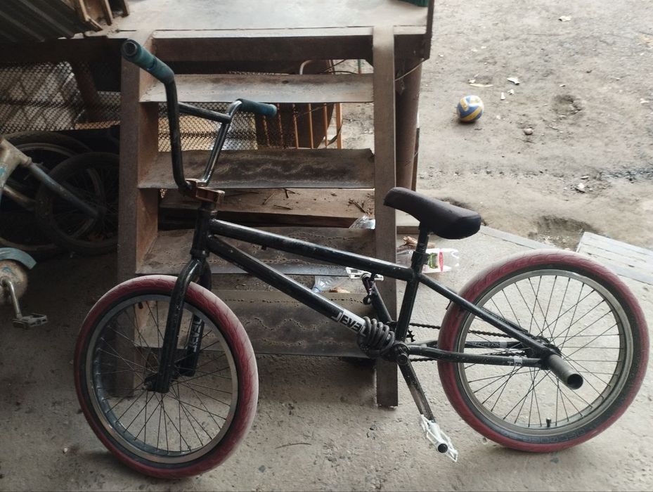 bmx tech team level