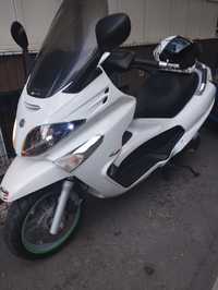 Vând Piaggio x Evo 400