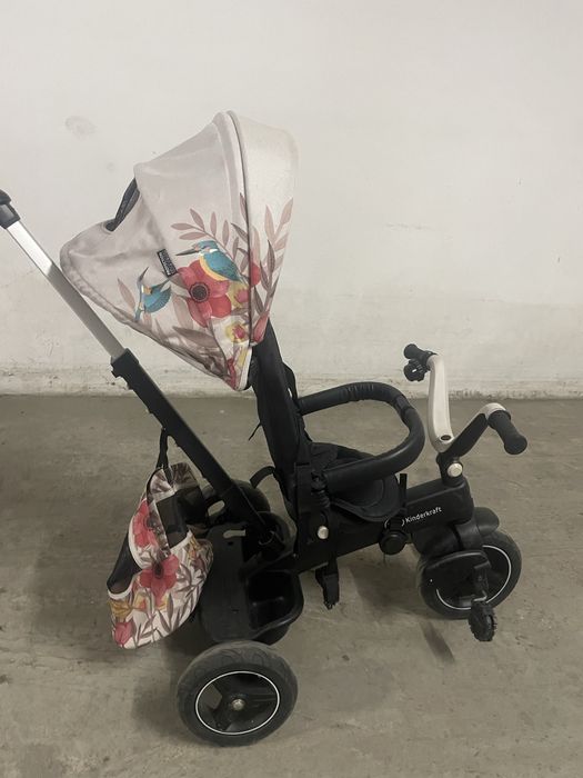 Vand tricicleta Kinderkraft 4 in 1 rotativa cu pozitie de somn