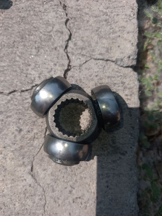 Продам внутренний гранаты (ШРУС)  Б/У