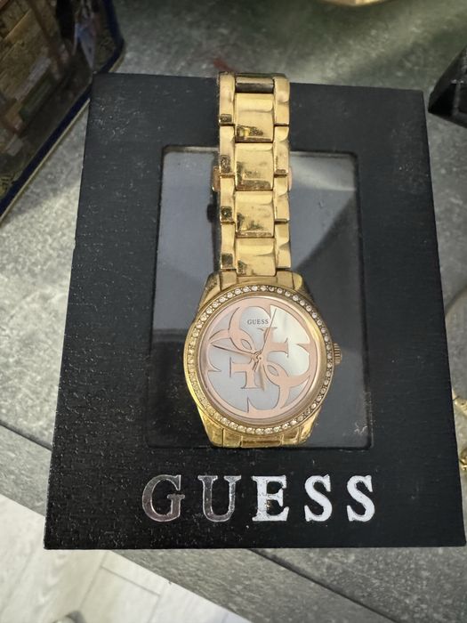 Ceas Guess pentru femei